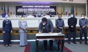 Gubernur Lampung Teken KUPA dan PPAS Perubahan APBD Provinsi Lampung 2021
