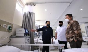 Gubernur Arinal Dampingi Menteri BUMN Lihat Fasilitas Penunjang Penanganan Covid-19