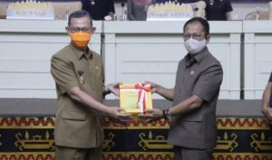 Nota Keuangan Raperda Perubahan APBD 2021 Pemprov Lampung Diserahkan ke DPRD