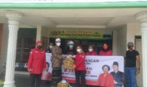Sigap Bantu Rakyat, Srikandi DPD PDI Perjuangan Turun Berikan Bantuan