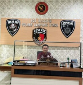 Polres Lampung Utara Limpahkan Tersangka Korupsi Dana Desa Way Melan ke Kejaksaan