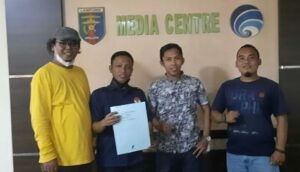 Jadi yang Pertama, Edwin Febrian Serahkan Berkas Pendaftaran Ketua IJP