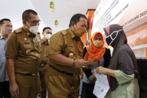 Gubernur Arinal Launching Penyerahan Bantuan Sosial Sembako Tunai pada KPM