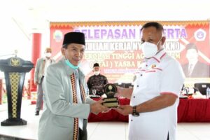 Bupati Nanang Iringi Keberangkatan Mahasiswa KKN STAI Yasba Kalianda