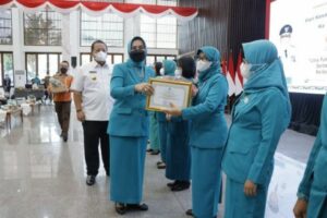 Riana Sari Arinal Ajak Kader PKK Tingkatkan Pengabdian pada Masyarakat