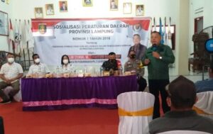 Sahlan Syukur Sisipkan Imbauan Terapkan 5M saat Sosialisasi Perda di Lampung Selatan