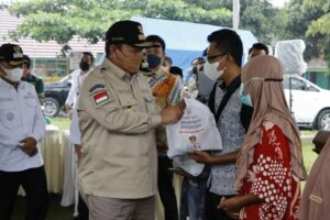 Gubernur Arinal Buka Pasar Murah Bahan Pokok Bersubsidi di Kota Metro