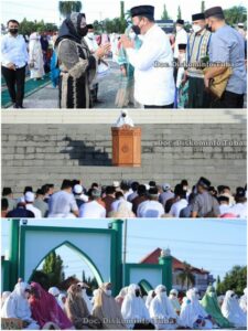 Bupati Winarti Sholat Ied di Masjid Agung Islamic Center Menggala