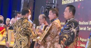 Lampung Terima Penghargaan Kemendagri sebagai Provinsi Realisasi APBD Tertinggi 2021