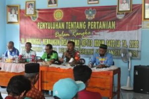 Bersama Dinas Pertanian Satgas TMMD ke-113 Kodim 0422/LB Beri Penyuluhan pada Masyarakat