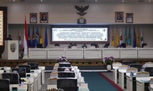 Gubernur Lampung Jawab Pandangan Umum Fraksi-Fraksi DPRD Tentang Pelaksanaan APBD 2021