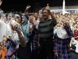Babang Tamvan Meriahkan Penutupan Krui Fair Tahun 2023