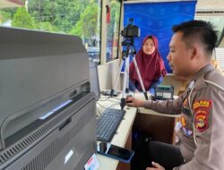 Polres Pesisir Barat Gelar Pelayanan SIM Keliling