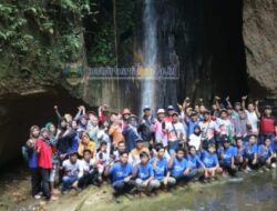 Pemkab Pesibar Hadiri Pembukaan Festival Wisata Hutan Lampung