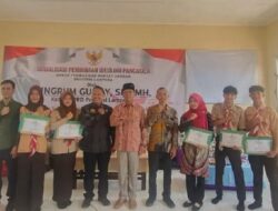 Ketua DPRD Lampung Pembinaan Ideoogi Pancasila di SMAN 1 Way Seputih