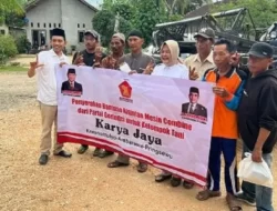 Wakil Ketua DPRD Lampung Salurkan Bantuan Alsintan Untuk Gapoktan
