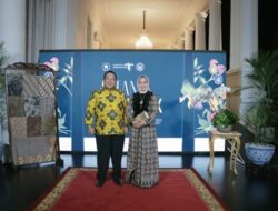 Arinal Hadiri Acara “Istana Berbatik”