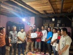 KPUD dan Polres Kaur Beri Santunan Keluarga KPPS Meninggal