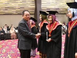 Ketua DPRD Lampung Hadiri Wisuda UTB