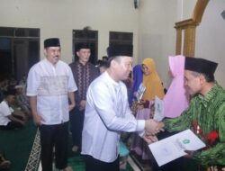Pj Bupati Marindo Serahkan Bantuan Pemkab Pringsewu