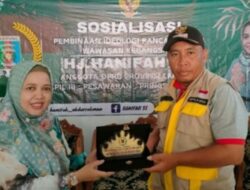 Hanifah Sambangi Desa Sanggi