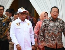 Made Bagiansa Dampingi Gubernur Resmikan Pasar UMKM