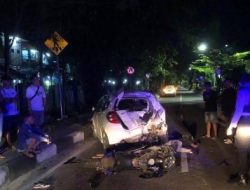 Empat Kendaraan Tabrakan di Jalan Ahmad Yani, Sopir Selamat dari Maut