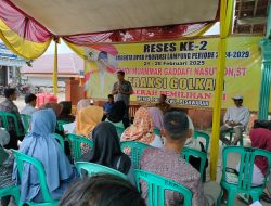 Reses : Warga Sukaraja Gedong Tataan Sampaikan Aspirasi dihadapan Tondi.