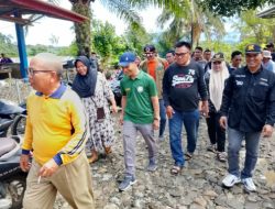 Wakil Bupati Kaur Tinjau Lokasi Pasca Banjir di Padang Guci