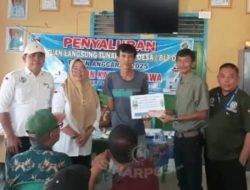 Pekon Kampung Jawa Bagikan BLT-DD Kepada 45 KPM