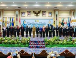 Perwosi Jangan Jadi Klub Arisan Berseragam