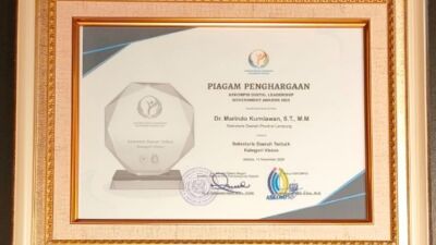 Marindo Raih Penghargaan Sekda Terbaik di Indonesia Kategori Vision