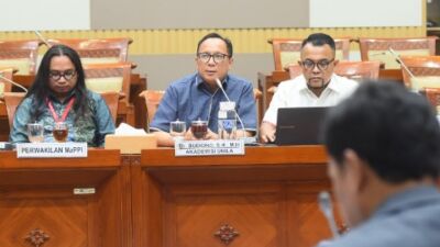 Akademisi Unila Serahkan Kajian Reformasi Polri ke Komisi III DPR RI